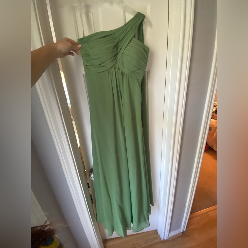 Bill Levkoff size 6 bridesmaid dress